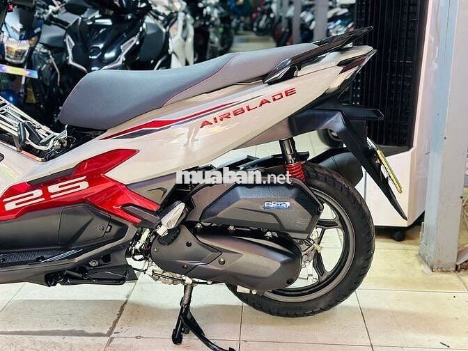 XE MÁY THỊNH PHÁT- AIR BLADE 125 XÁM ĐỎ SPORT LƯỚT