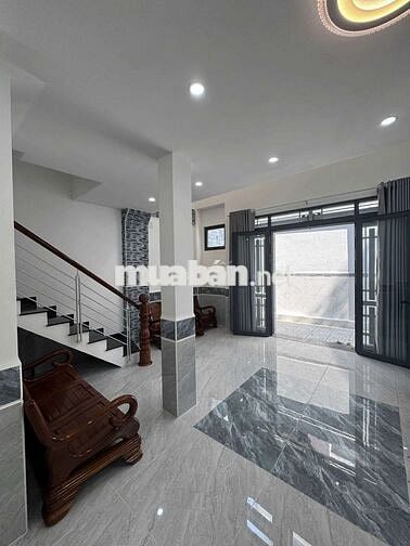 CHÍNH CHỦ CHO THUÊ NGUYÊN  TẦN GẦN LÊN VĂN SỸ-140M2-GẦN LÊ VĂN SỸ
