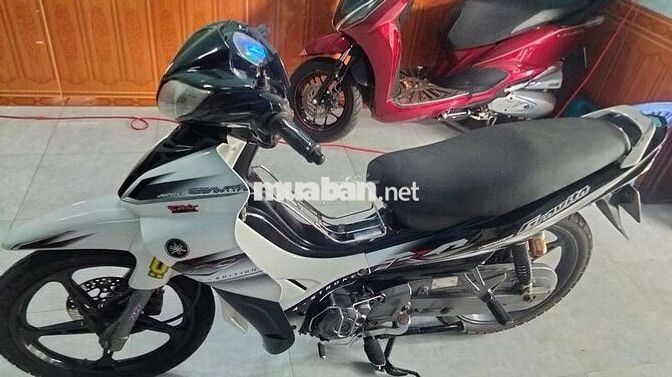 Yamaha Jupiter Gravita Trắng đen Xe số