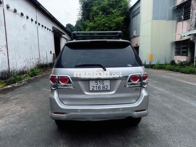 Toyota Fortuner 2016 Số sàn Bạc