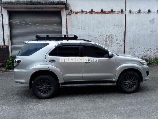 Toyota Fortuner 2016 Số sàn Bạc