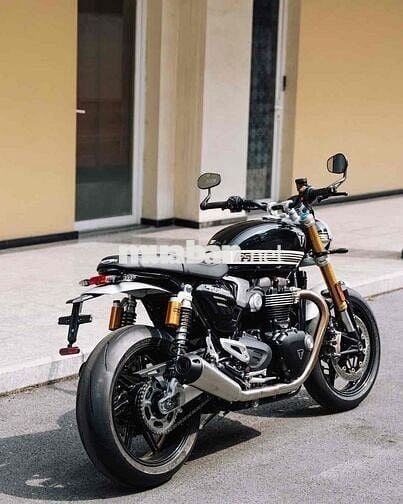 Triumph Speed Twin 1200 RS 2026 Sapphire Black