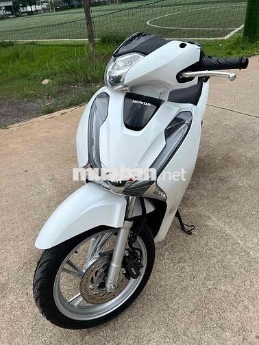 Honda SHVN 125cc Trắng, Đen, Bạc Leng Keng