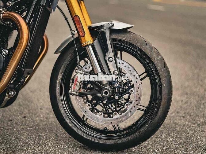 Triumph Speed Twin 1200 RS 2026 Sapphire Black