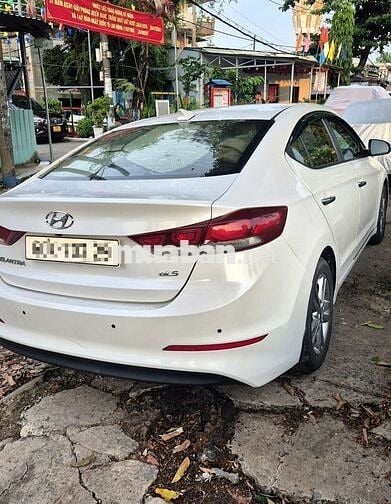Hyundai Elantra 1.6AT 2018 Trắng Tự động