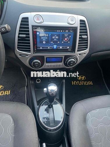 Hyundai i20 1.4 Số tự động Bạc Nhập khẩu