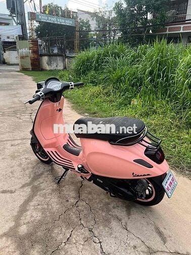 Piaggio Vespa Sprint 2021 Hồng Phấn Đen Leng Keng