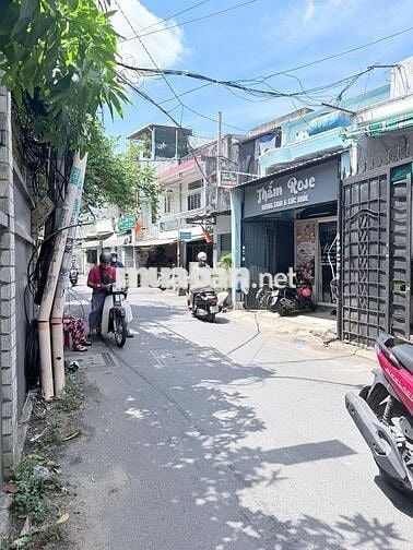 vỡ nợ bán gấp nhà 3 tầng hẻm 8met Lê Đại Hành, đối diện Lotte mart