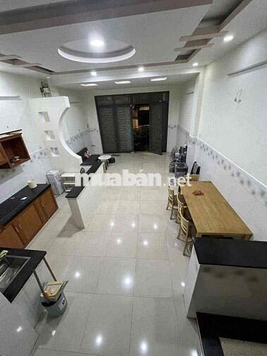 *** CHO THUÊ NHÀ ĐẸP-50M2-CÓ NỘI THẤT- 2PN+3WC-TÂN TẠO-8TR ***