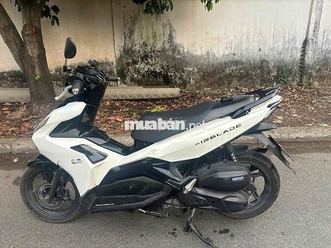 Honda Air Blade 2021 Trắng đen