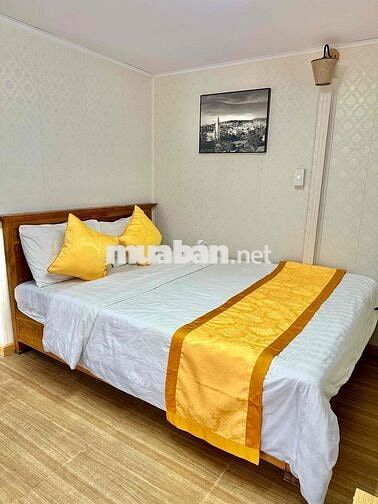 Nhà sân vườn trung tâm Đà Lạt, yên tĩnh sạch sẽ có chổ đậu xe ô tô