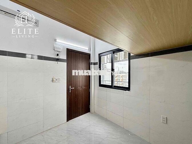 Khai Trương Phòng Có Gác Đi Bộ Qua Đại Học Văn Lang