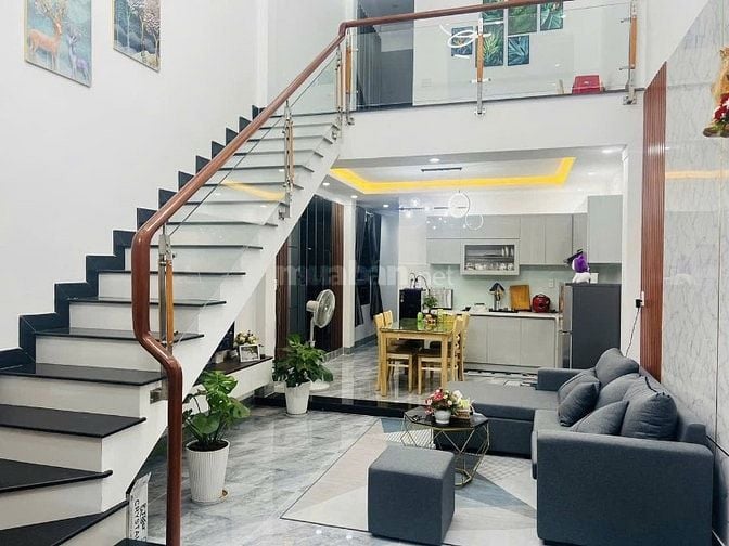 Chính chủ cần bán nhà đường Vĩnh Lộc, Bình Tân 100m2, giá 1tỷ1