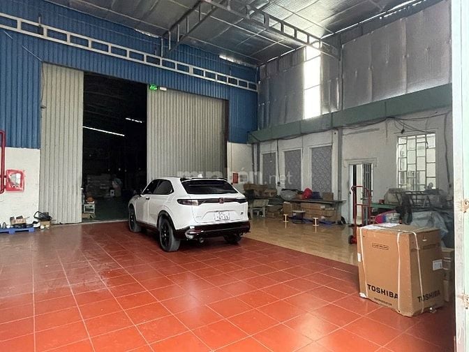 Chính chủ Bán kho xưởng mặt tiền đường nhựa gần Trần văn Giàu.