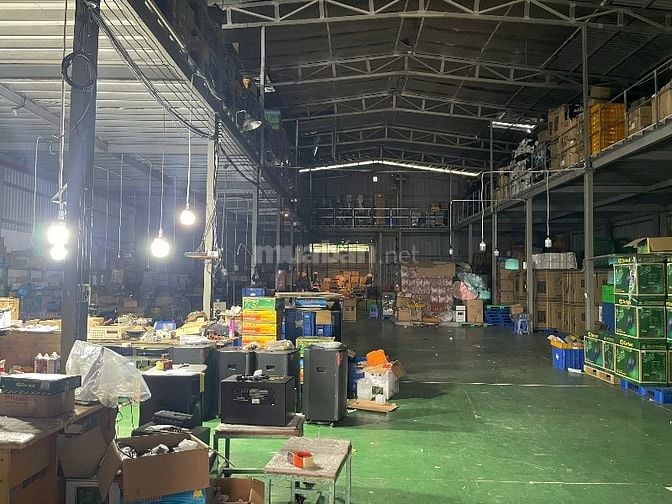 Chính chủ Bán kho xưởng mặt tiền đường nhựa gần Trần văn Giàu.