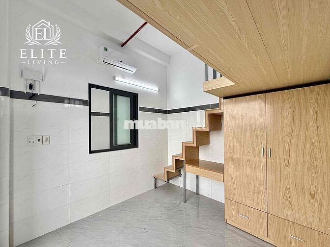 Khai Trương Phòng Có Gác Đi Bộ Qua Đại Học Văn Lang