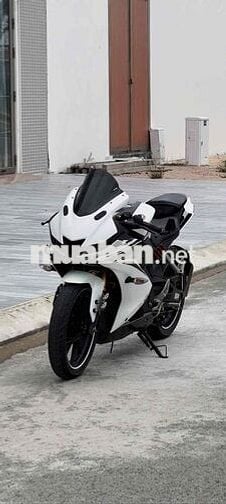 Yamaha R15 V3 2021 Trắng