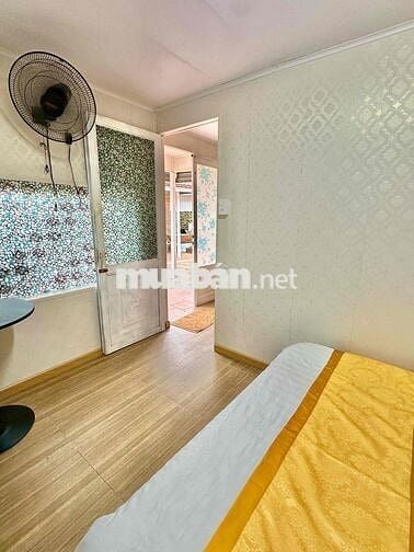 Nhà sân vườn trung tâm Đà Lạt, yên tĩnh sạch sẽ có chổ đậu xe ô tô