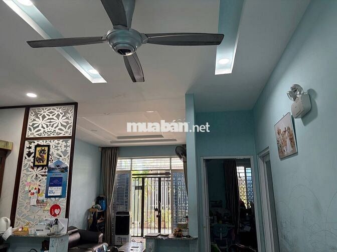 BÁN NHÀ QUẬN 7- PHƯỜNG PHÚ THUẬN- SÁT PMH