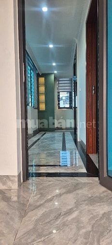 Chính chủ bán nhà mặt phố nguyễn cơ thach. Dt. 45m2 * 6 tâng thang máy