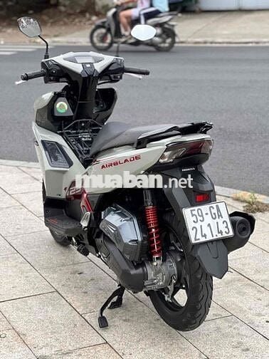 Honda AirBlade AB 125 4val 2024 Xám đỏ đen 9000km