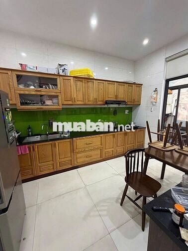 CHO THUÊ MẶT BẰNG ĐƯỜNG NGÔ THÌ SỸ - NHÀ 3 TẦNG 88M2 NGANG 8M 