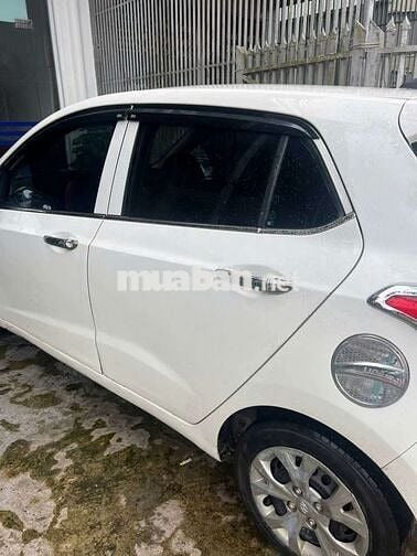 Bán xe Hyundai i10 2014 Trắng 5 chỗ