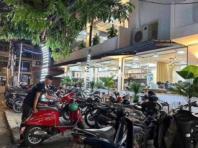 Sang Quán Cafe Góc 2 Mặt Tiền Đinh Bộ Lĩnh, Bình Thạnh