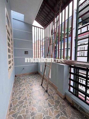 💎 💎 💎 TRỆT 2 LẦU 4❌11M CÓ 4PN 3WC ĐƯỜNG SỐ 3 P9 GIÁ CHỈ 10 TRIỆU
