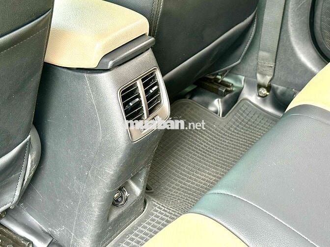 Hyundai Accent 2020 Số sàn 9 vạn km Trắng