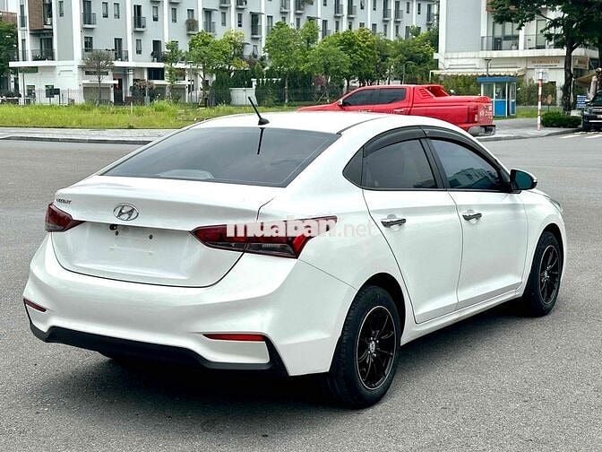 Hyundai Accent 2020 Số sàn 9 vạn km Trắng