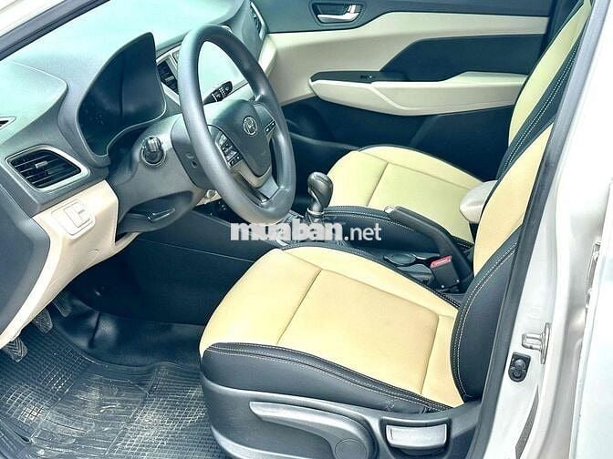 Hyundai Accent 2020 Số sàn 9 vạn km Trắng