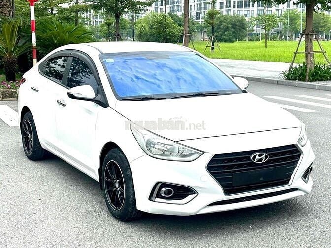 Hyundai Accent 2020 Số sàn 9 vạn km Trắng