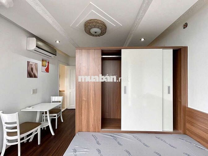 Căn hộ1PN 40m2 bancong thoáng - View sông ngay bờ kè Hoàng Sa Q3