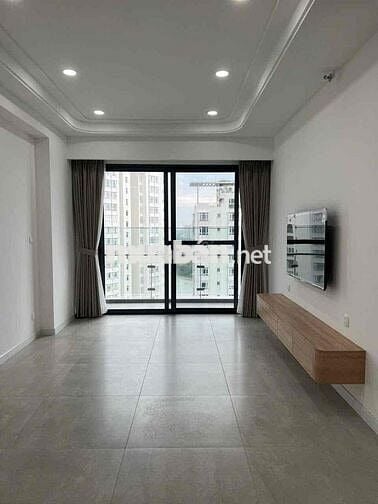 CĂN 2PN ANTONIA TẦNG CAO NỘI THẤT CƠ BẢN GIÁ 30 TRIỆU/THÁNG