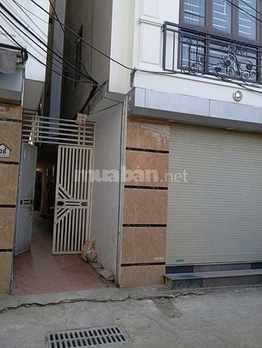 CHO THUÊ NHÀ NGUYÊN CĂN 5 TẦNG, LÔ GÓC GẦN TRƯỜNG TIỂU HỌC CỰ KHỐI