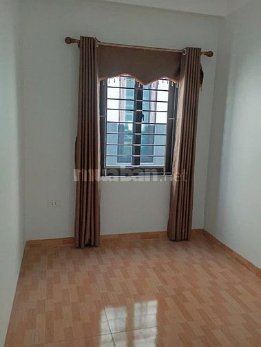 CHO THUÊ NHÀ NGUYÊN CĂN 5 TẦNG, LÔ GÓC GẦN TRƯỜNG TIỂU HỌC CỰ KHỐI