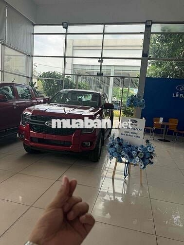 Ford Ranger XLS 2025 Đỏ 5 chỗ 29.000 km