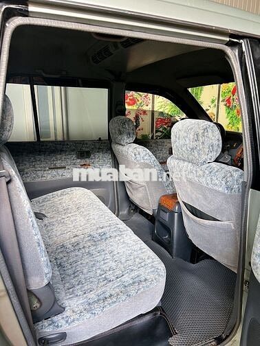 Gia đình cầm bán Toyota Zace Surf