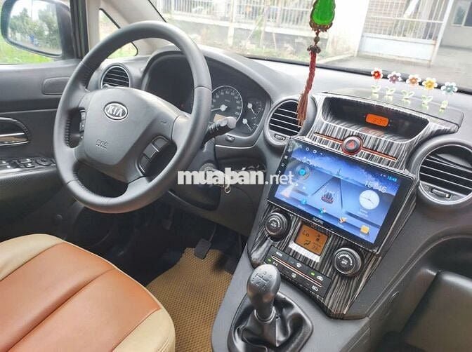 KIA CARENS 2011 Số sàn
