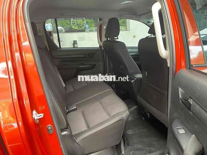 Toyota Hilux 2.4AT 2021 / Siêu lướt