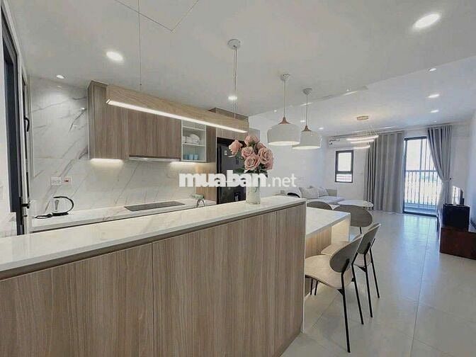 Căn hộ có sẵn 2PN full nội thất,tầng cao, nhà sạch đẹp thông thoáng