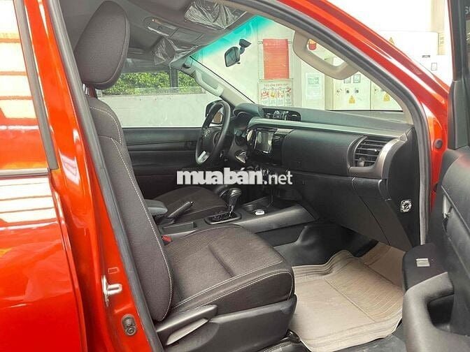 Toyota Hilux 2.4AT 2021 / Siêu lướt