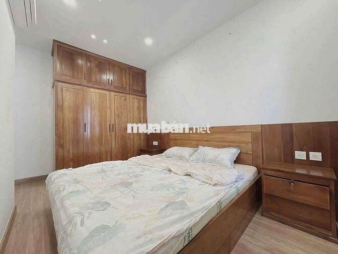 Căn hộ có sẵn 2PN full nội thất,tầng cao, nhà sạch đẹp thông thoáng