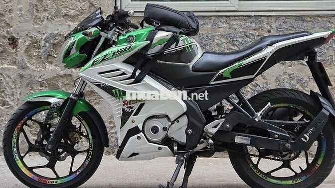 FZ150i biển 67H1 màu lạ