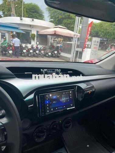 Toyota Hilux 2.4AT 2021 / Siêu lướt
