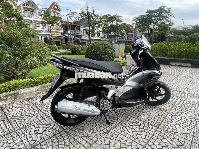 Honda Air Blade 2010 Đen bạc