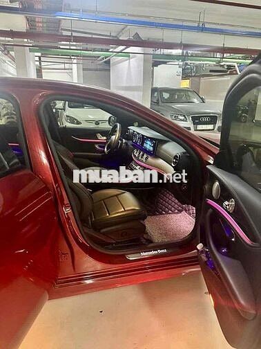 Xe Chính Chủ E300 AMG facelift 2021 14.573 km Đỏ