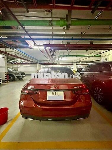 Xe Chính Chủ E300 AMG facelift 2021 14.573 km Đỏ