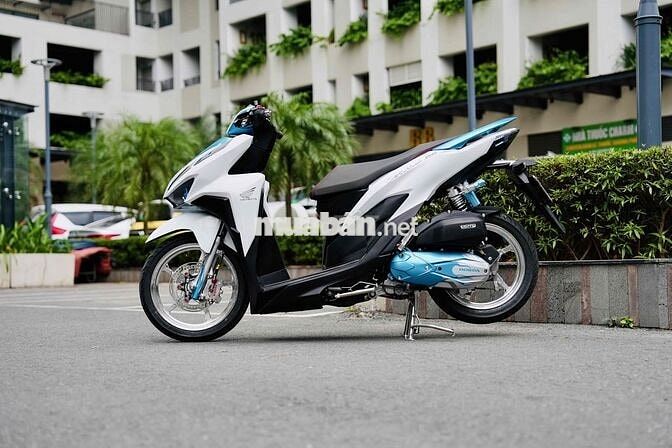 Honda Vario 125 Trắng Xanh